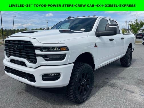 Bright White Clearcoat 2026 RAM 2500 Tradesman
