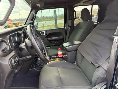 2020 Jeep Gladiator Sport