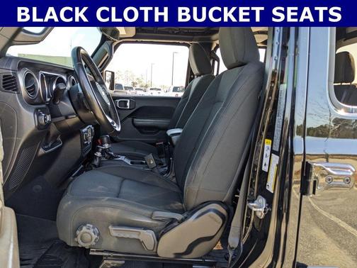 2020 Jeep Gladiator Sport