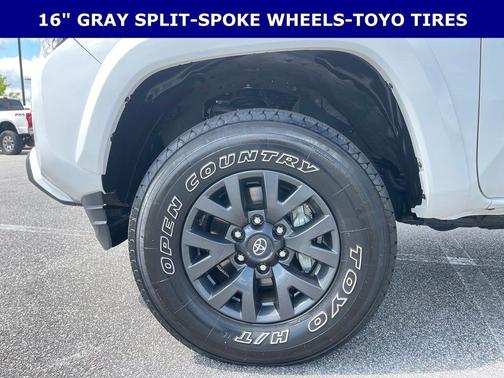 Ice 2023 Toyota Tacoma SR5