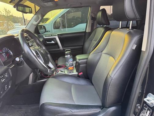 2017 Toyota 4Runner SR5 Premium