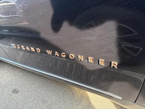 2024 Jeep Grand Wagoneer Series III