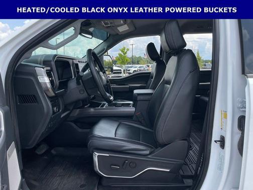 Oxford White 2024 Ford F-250 Lariat