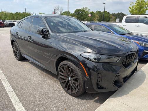 Black Sapphire Metallic 2024 BMW X6 M60i