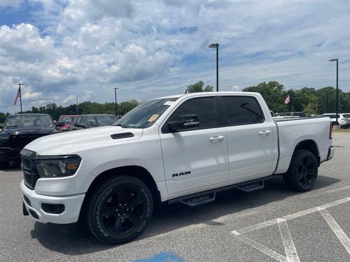Bright White Clearcoat 2022 RAM 1500 Big Horn