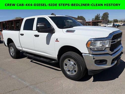 Bright White Clearcoat 2023 RAM 2500 Tradesman