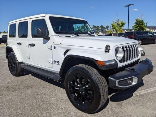 Bright White Clearcoat 2025 Jeep Wrangler 4xe Sahara