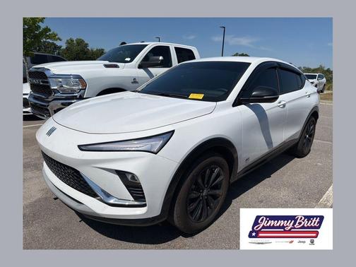 Summit White 2025 Buick Envista Sport Touring