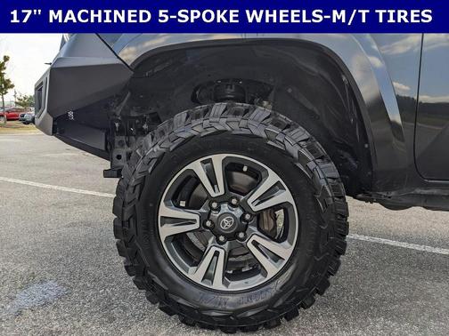 2017 Toyota Tacoma SR5