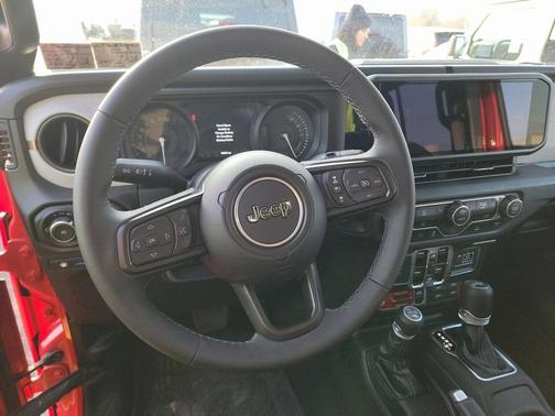 2025 Jeep Wrangler 4xe Sport