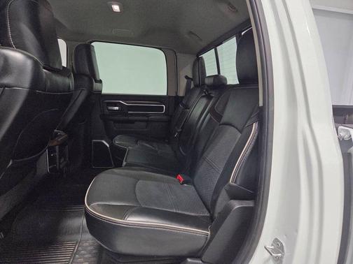 Bright White Clearcoat 2023 RAM 2500 Laramie