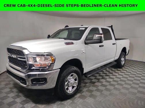 Bright White Clearcoat 2024 RAM 2500 Tradesman