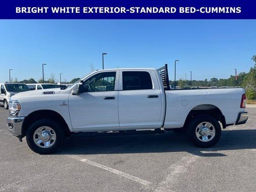 Bright White Clearcoat 2024 RAM 2500 Tradesman