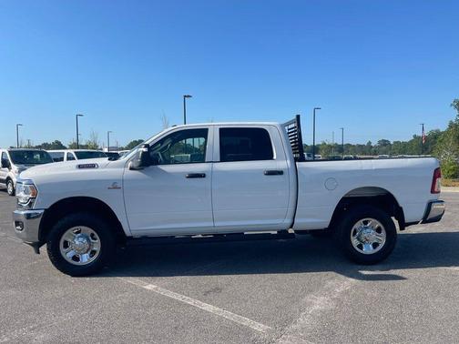 Bright White Clearcoat 2024 RAM 2500 Tradesman
