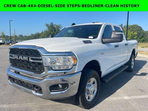 Bright White Clearcoat 2024 RAM 2500 Tradesman