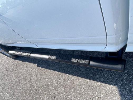 Bright White Clearcoat 2024 RAM 2500 Tradesman