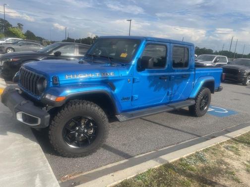 Hydro Blue Pearlcoat 2025 Jeep Gladiator Sport