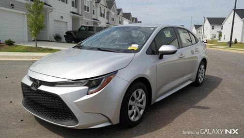 2020 Toyota Corolla LE