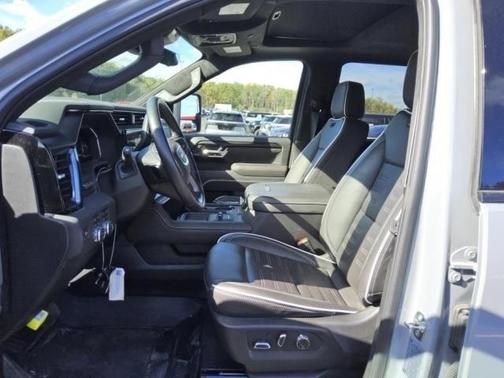 2025 GMC Sierra 2500 AT4X