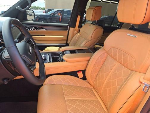 Midnight Sky 2025 Jeep Grand Wagoneer Series III