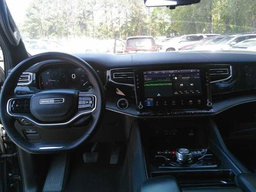 Midnight Sky 2024 Jeep Grand Wagoneer L Series II