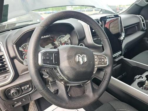 Diamond Black 2025 RAM 1500 Big Horn/Lone Star