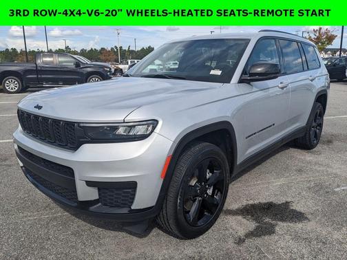 2023 Jeep Grand Cherokee L Laredo