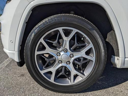 2019 Jeep Grand Cherokee Overland
