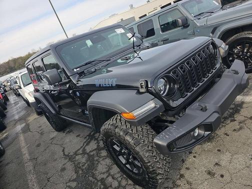 2025 Jeep Wrangler 4xe Sport