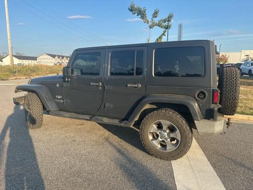 2018 Jeep Wrangler JK Unlimited Sahara