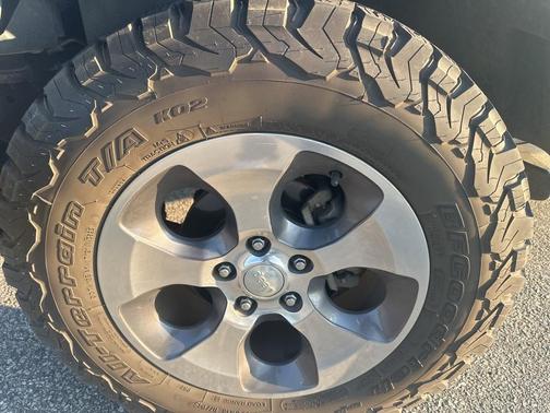 2018 Jeep Wrangler JK Unlimited Sahara