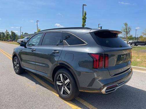 2022 Kia Sorento S