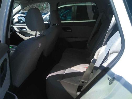 Pearl White Tri-Coat 2023 Nissan Rogue SV