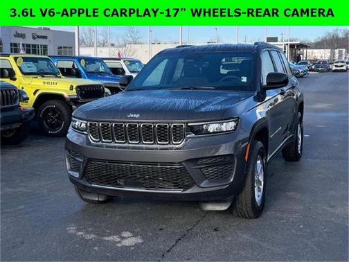 2025 Jeep Grand Cherokee Laredo