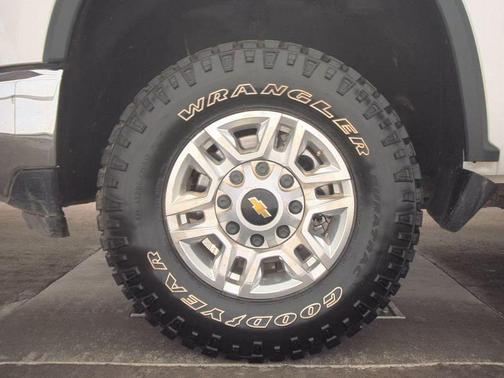 Summit White 2024 Chevrolet Silverado 2500 WT
