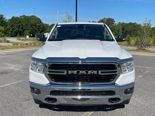 Bright White Clearcoat 2020 RAM 1500 Big Horn