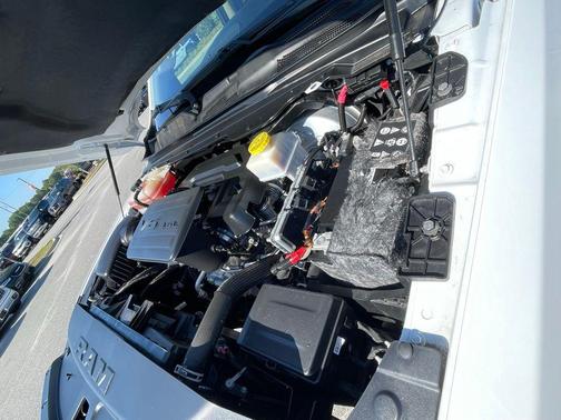 Bright White Clearcoat 2020 RAM 1500 Big Horn