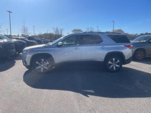 2020 Chevrolet Traverse LT Leather