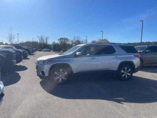 2020 Chevrolet Traverse LT Leather