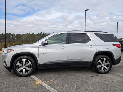 2020 Chevrolet Traverse LT Leather