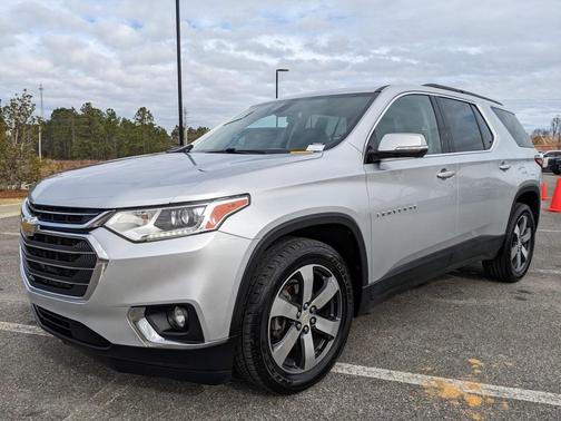 2020 Chevrolet Traverse LT Leather