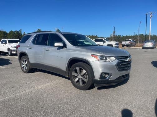 2020 Chevrolet Traverse LT Leather