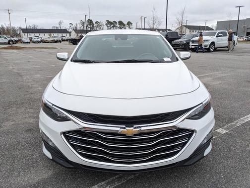 2025 Chevrolet Malibu LT