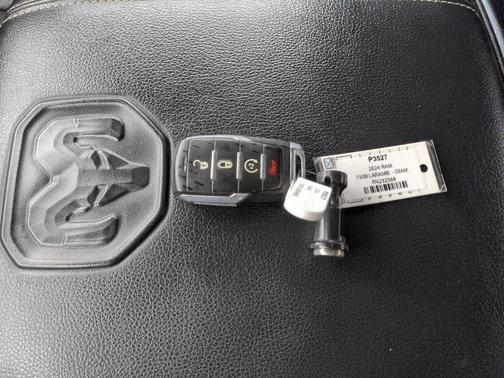 2024 RAM 1500 Laramie