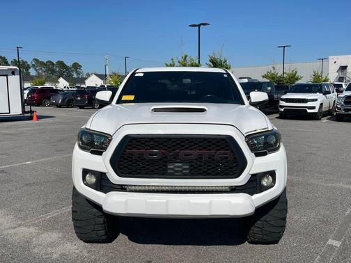Ice 2018 Toyota Tacoma TRD Sport