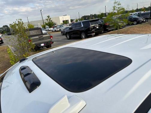 Summit White 2026 GMC Sierra 2500 Denali