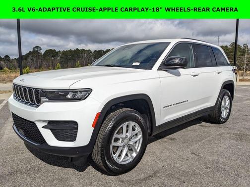 2026 Jeep Grand Cherokee Laredo