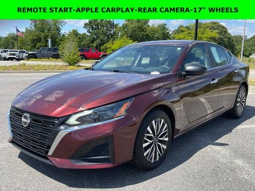 Garnet Pearl 2024 Nissan Altima 2.5 SV