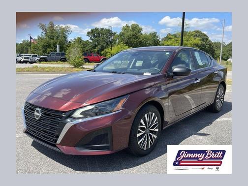Garnet Pearl 2024 Nissan Altima 2.5 SV