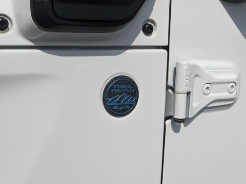 2025 Jeep Wrangler 4xe Sport